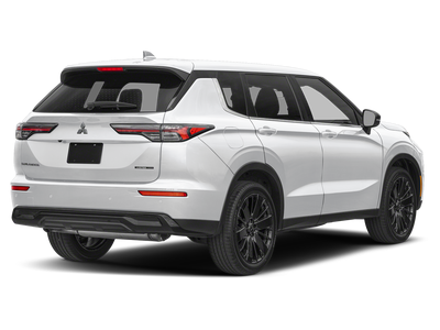 2026 Mitsubishi Outlander LE