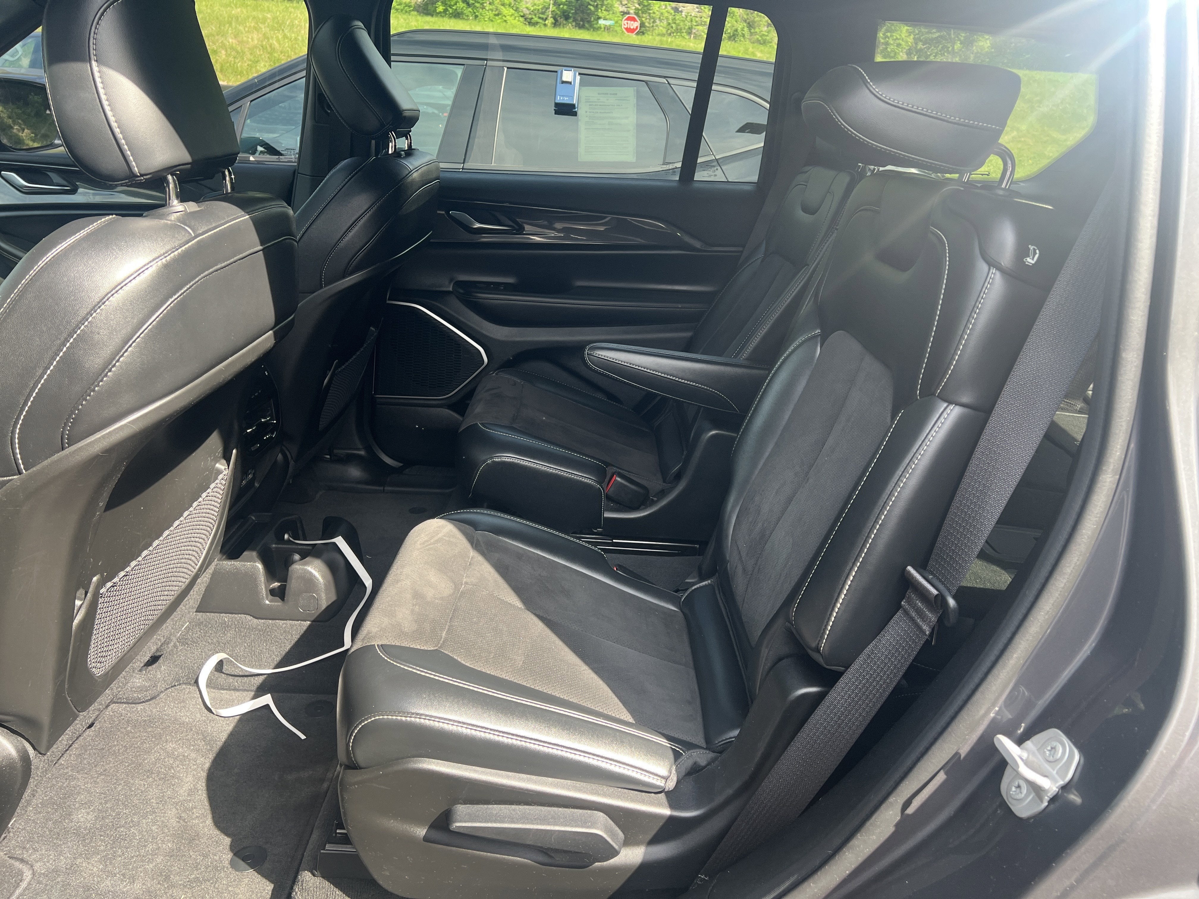 2022 Jeep Grand Cherokee L Altitude