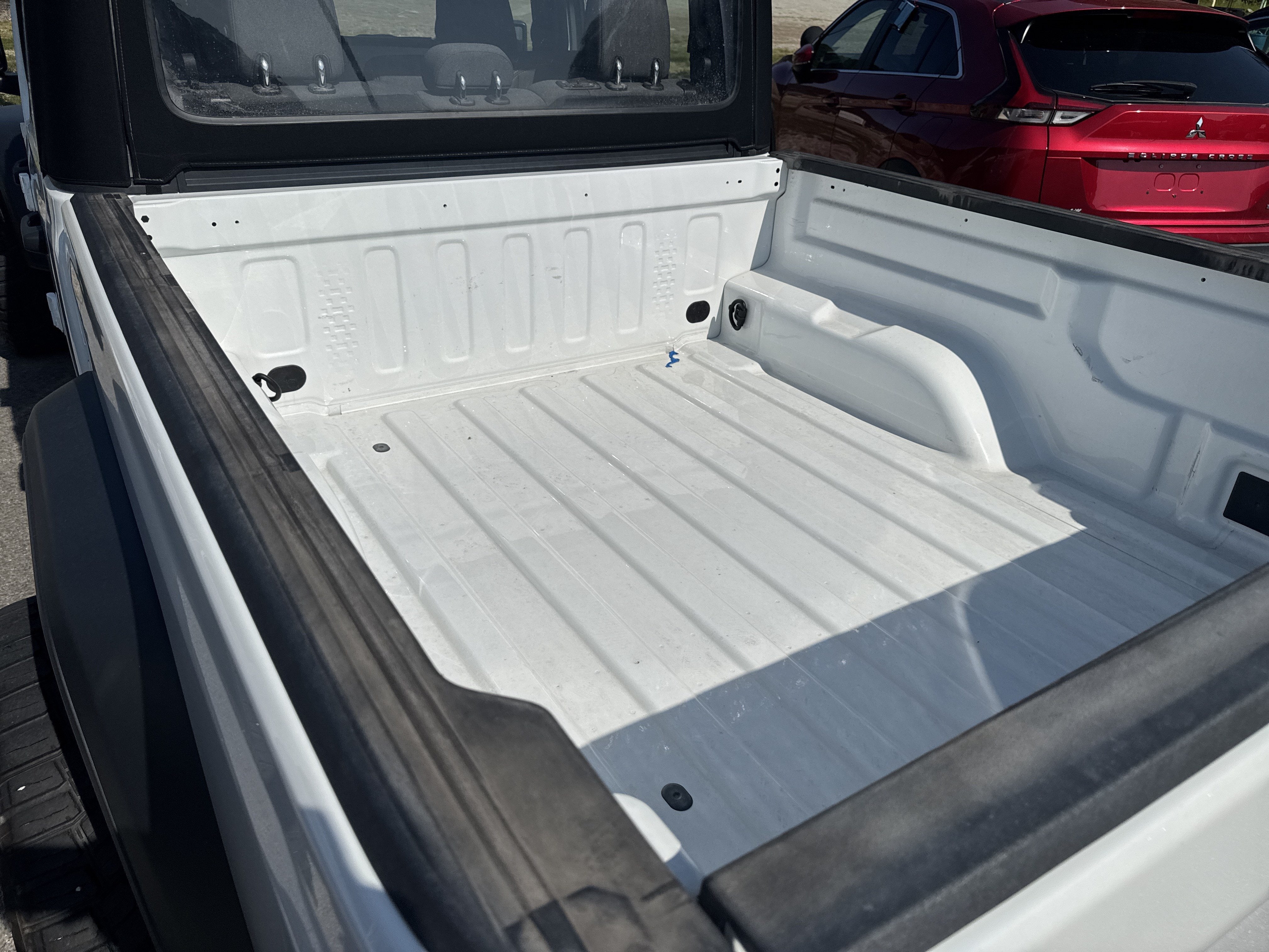2024 Jeep Gladiator Sport
