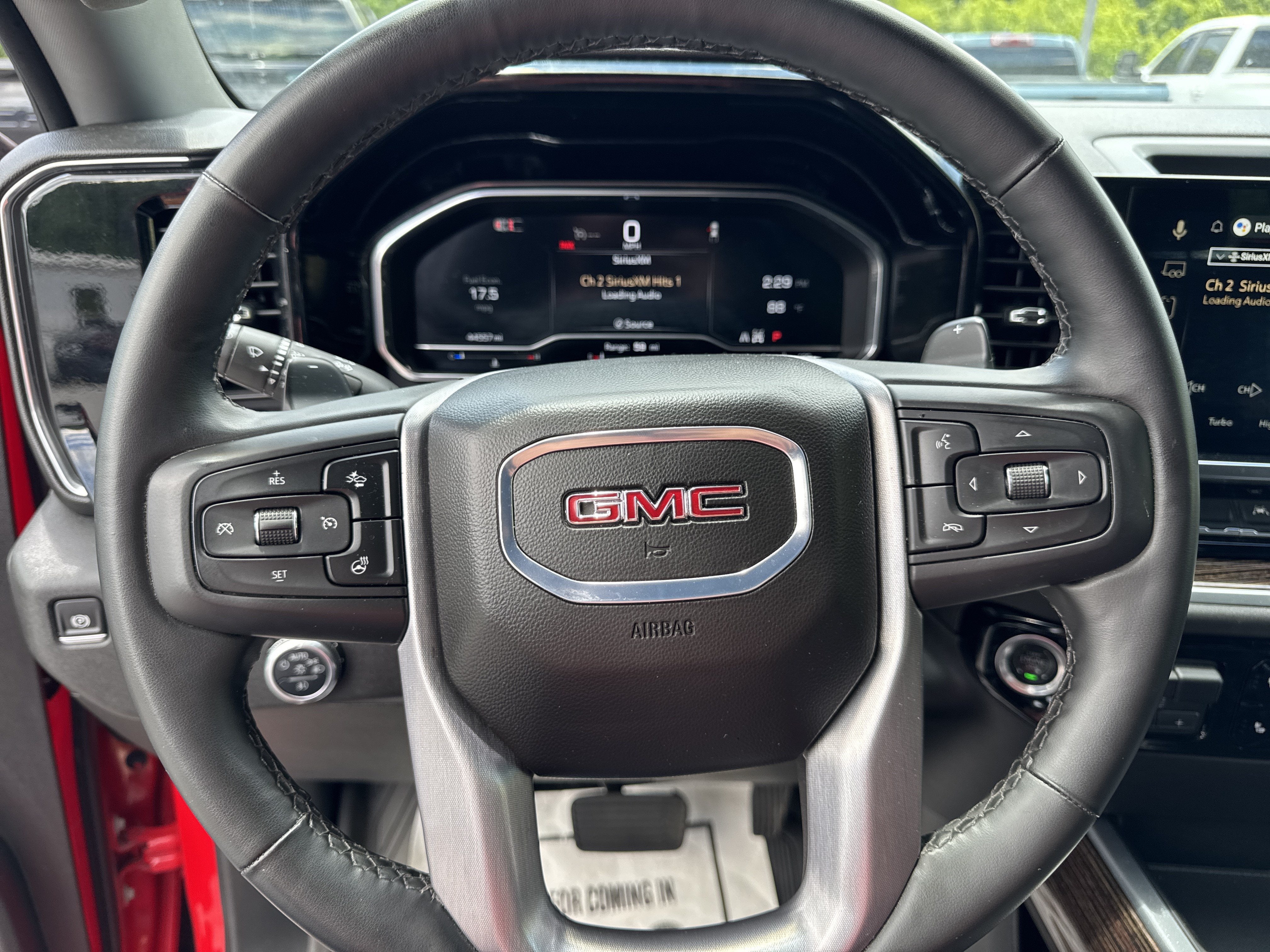2025 GMC Sierra 1500 Elevation