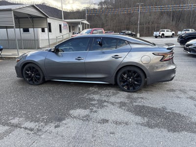 2022 Nissan Maxima SR