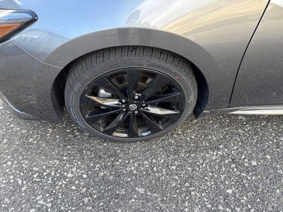 2022 Nissan Maxima SR