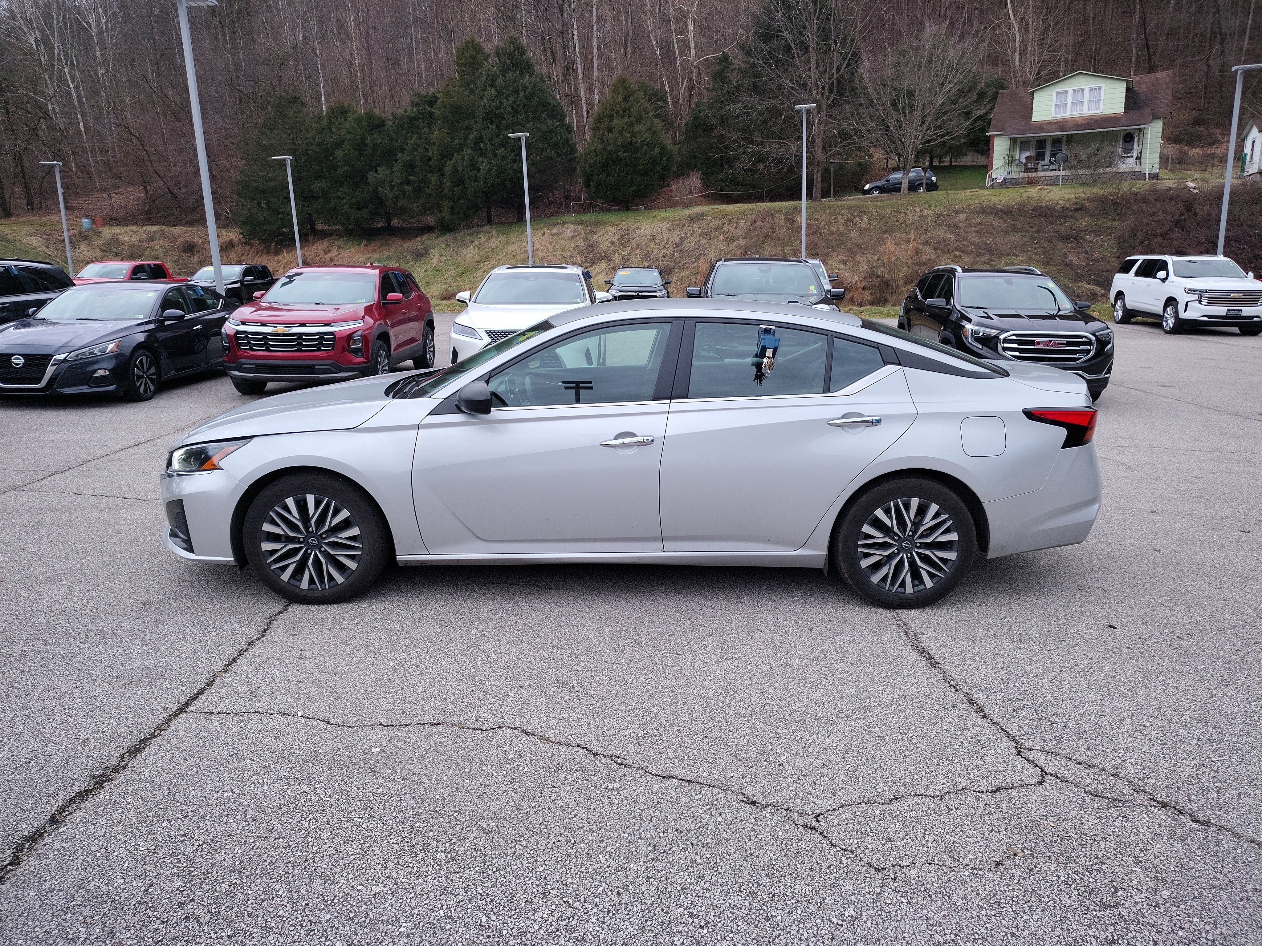 2024 Nissan Altima 2.5 SV