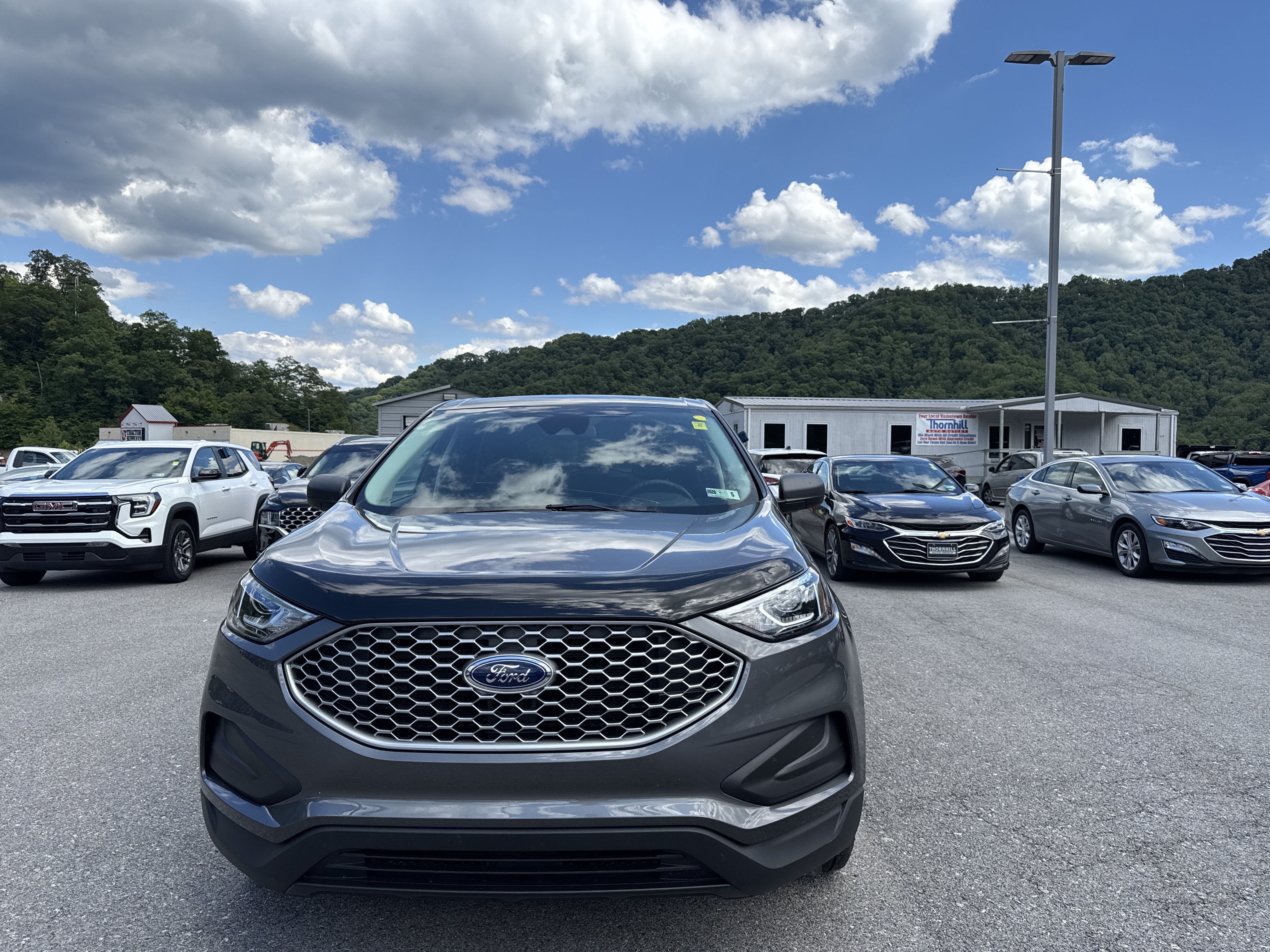 2024 Ford Edge SE