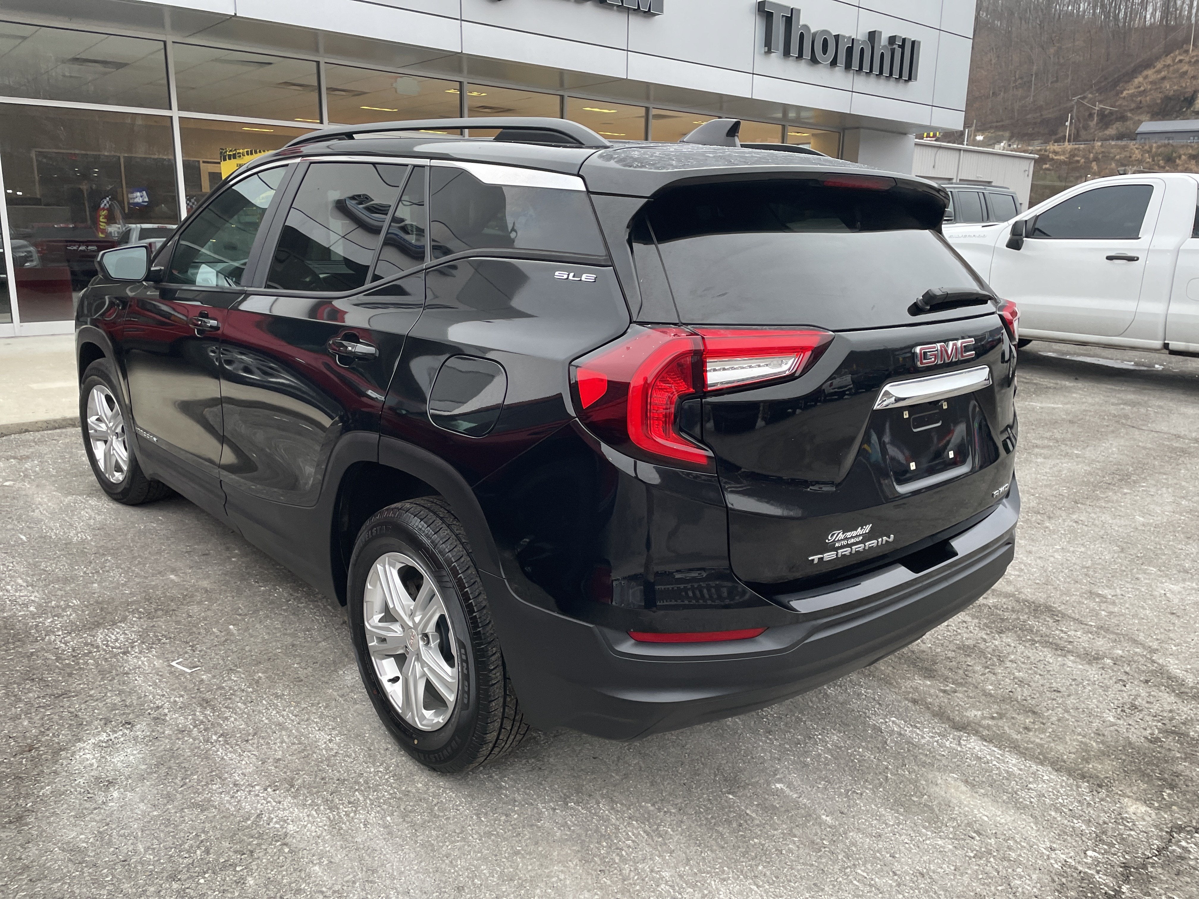 2022 GMC Terrain SLE