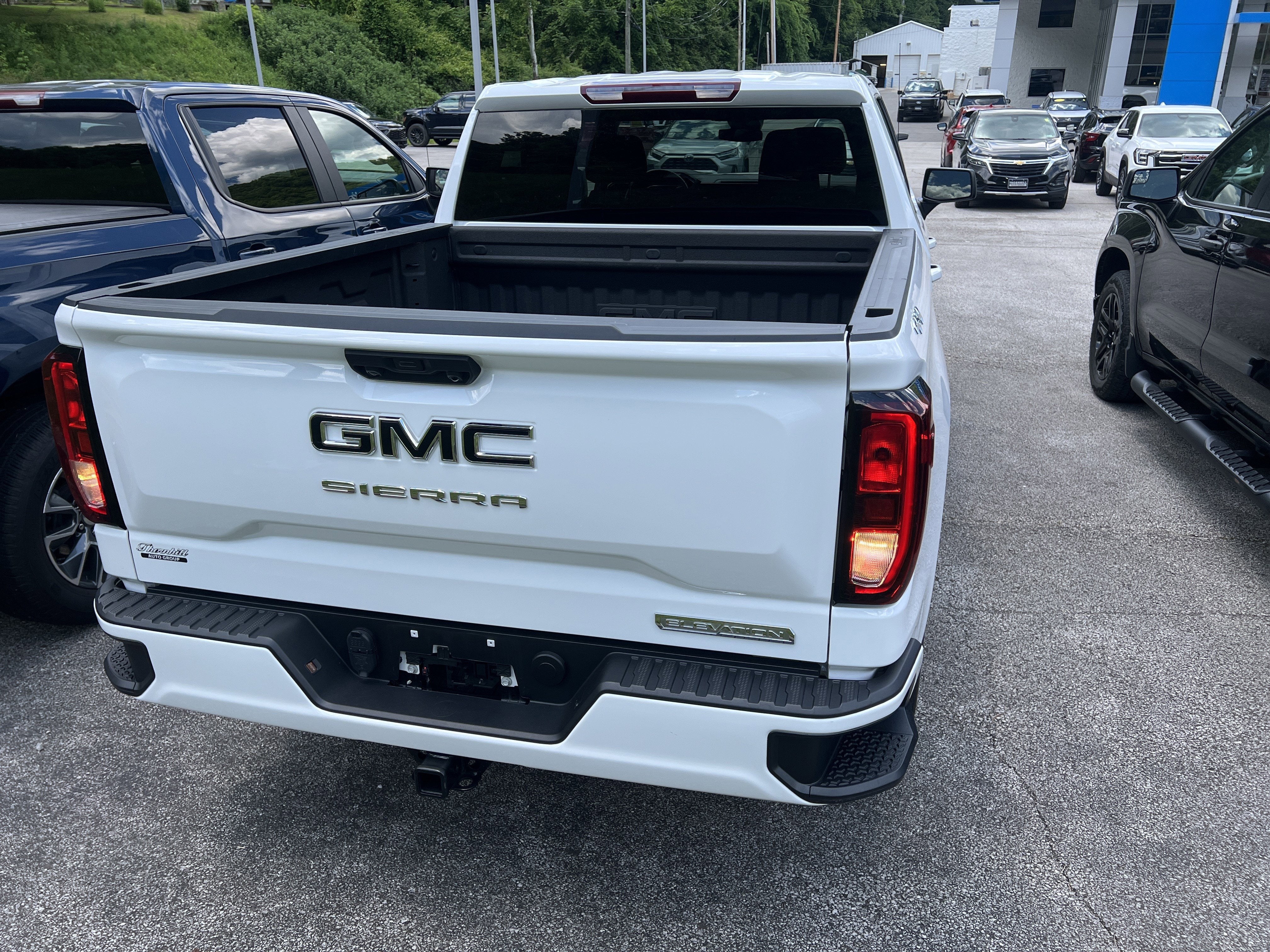2024 GMC Sierra 1500 Elevation