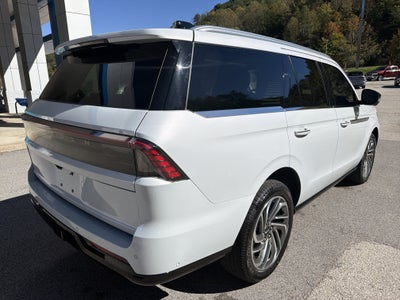 2025 Lincoln Navigator Reserve