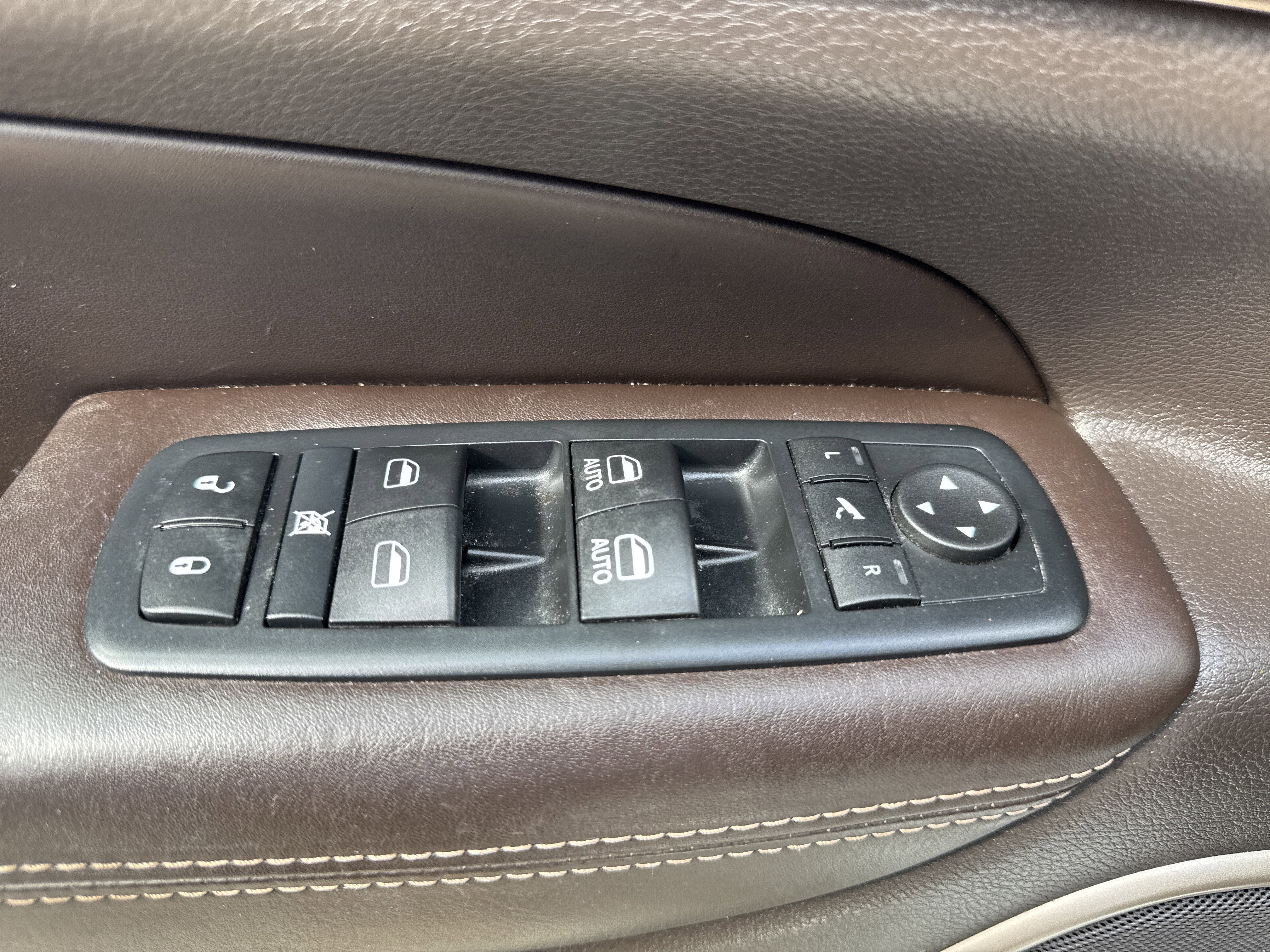 2016 Jeep Grand Cherokee Summit