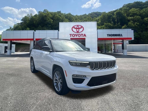 2022 Jeep Grand Cherokee Summit