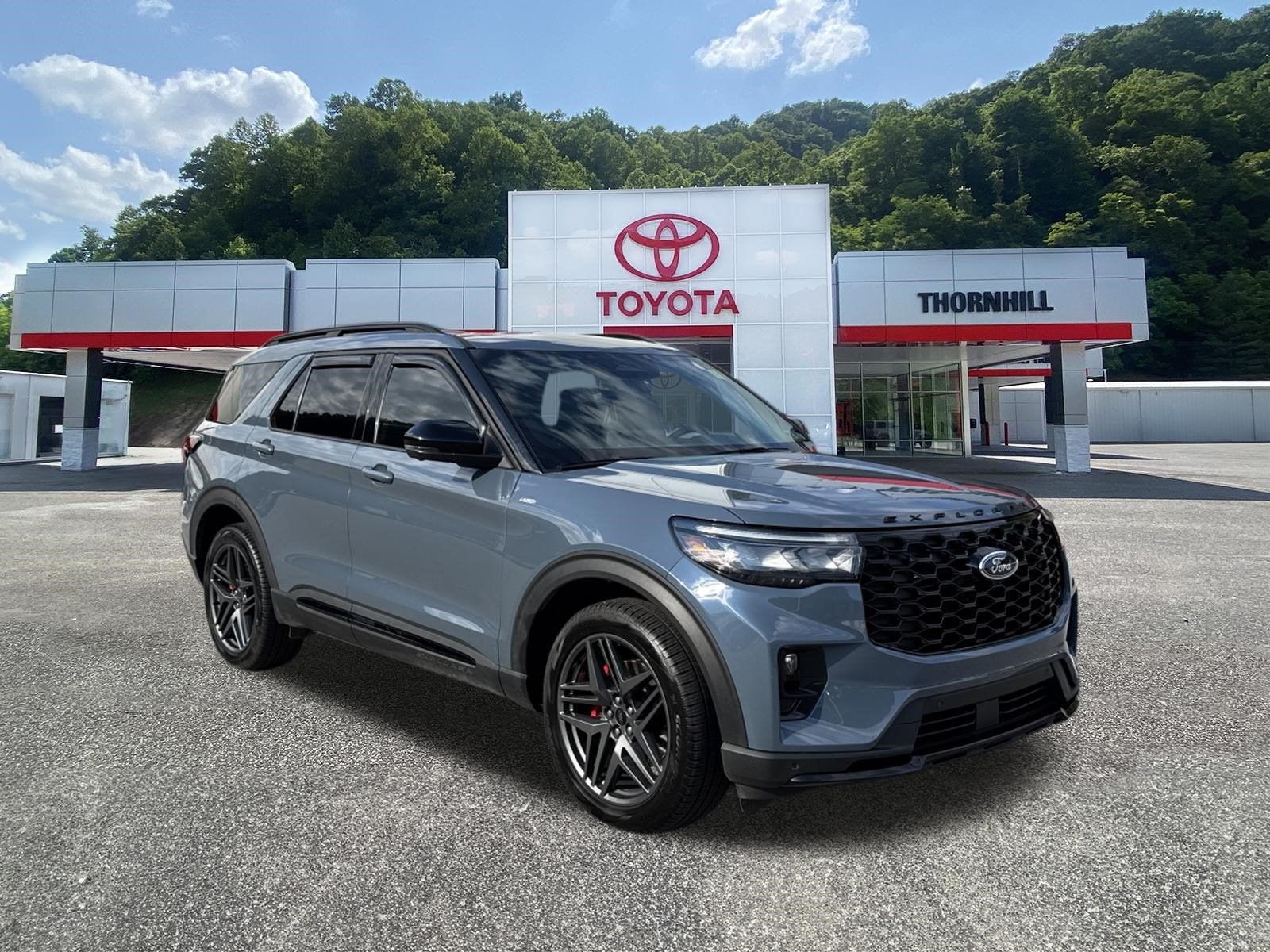2026 Ford Explorer ST-Line