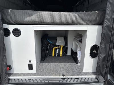 2024 Ford Transit Cargo Van T-250 148" EL Hi Rf 9070 GVWR AWD