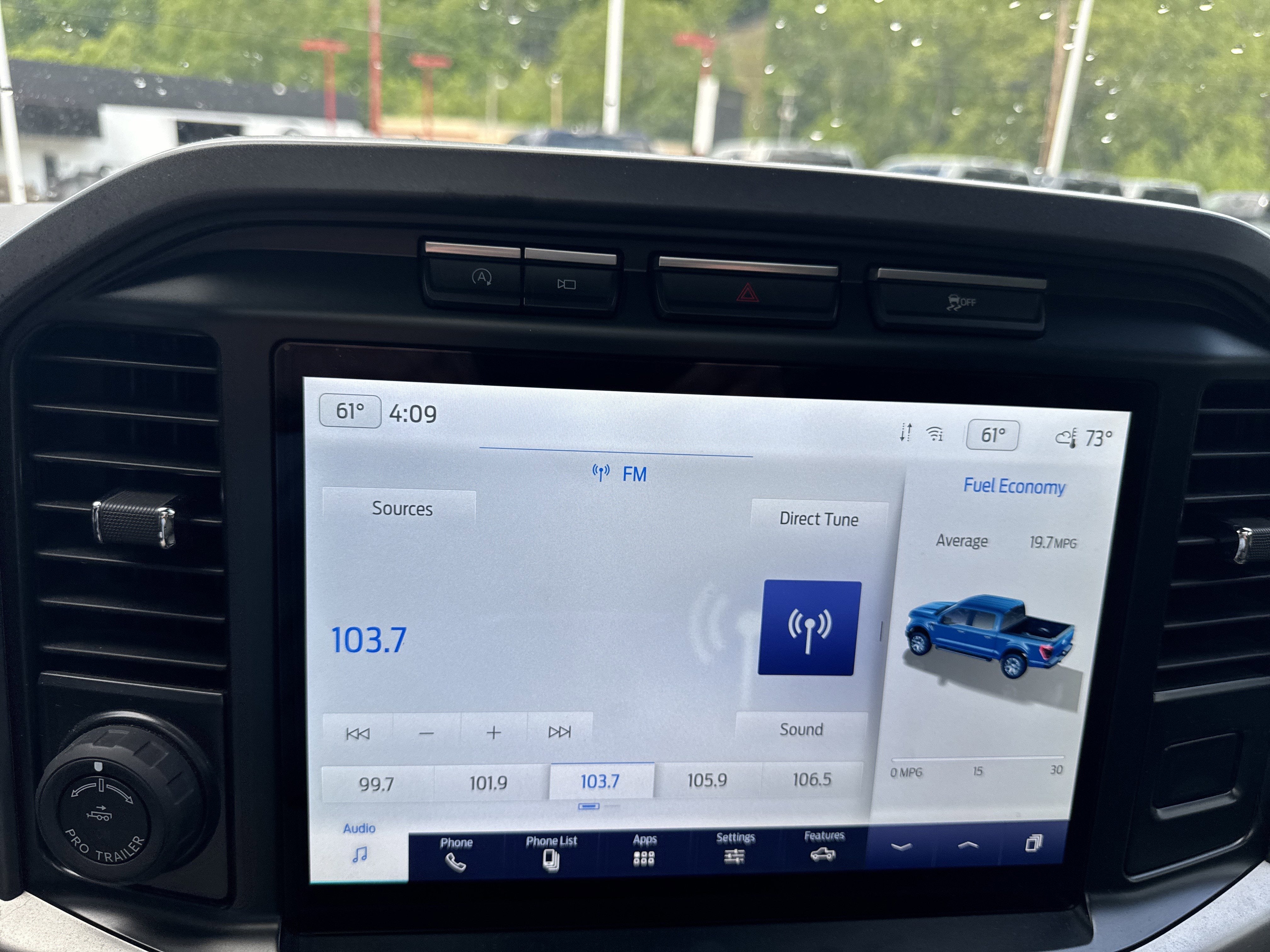 2022 Ford F-150 Base