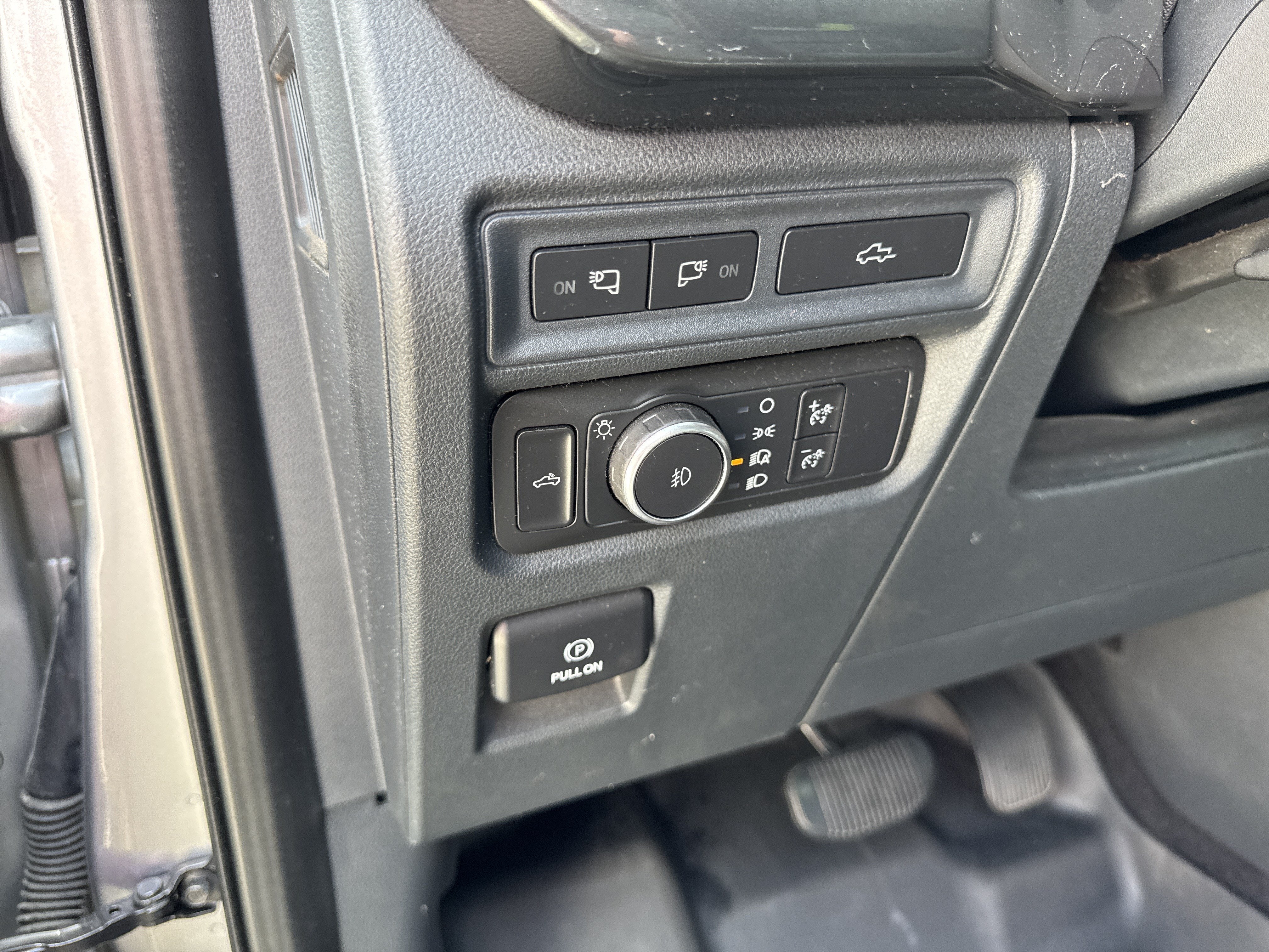 2022 Ford F-150 Base