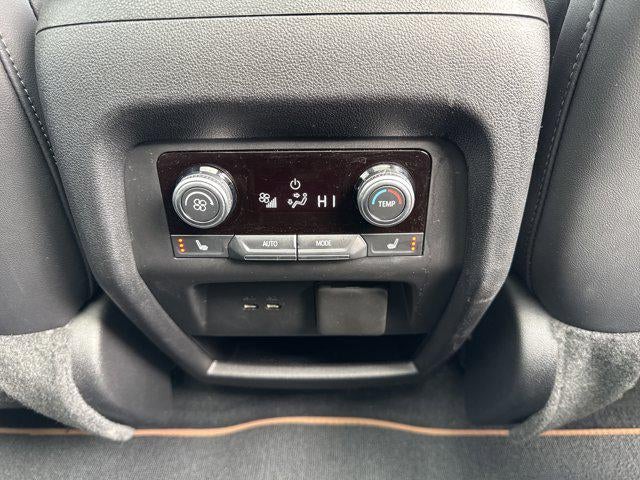 2024 GMC Acadia AWD AT4