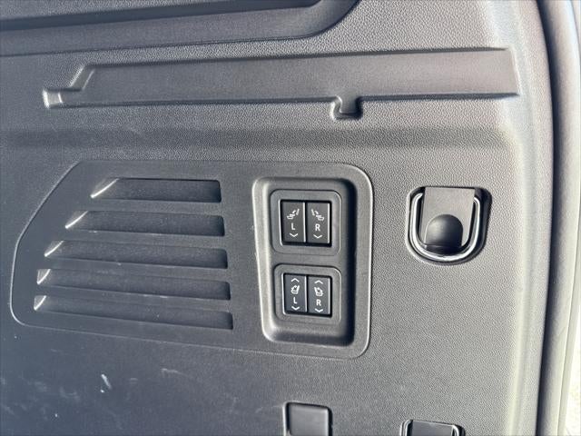 2024 GMC Acadia AWD Denali