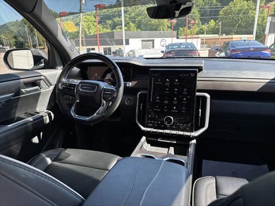 2024 GMC Acadia AWD Denali