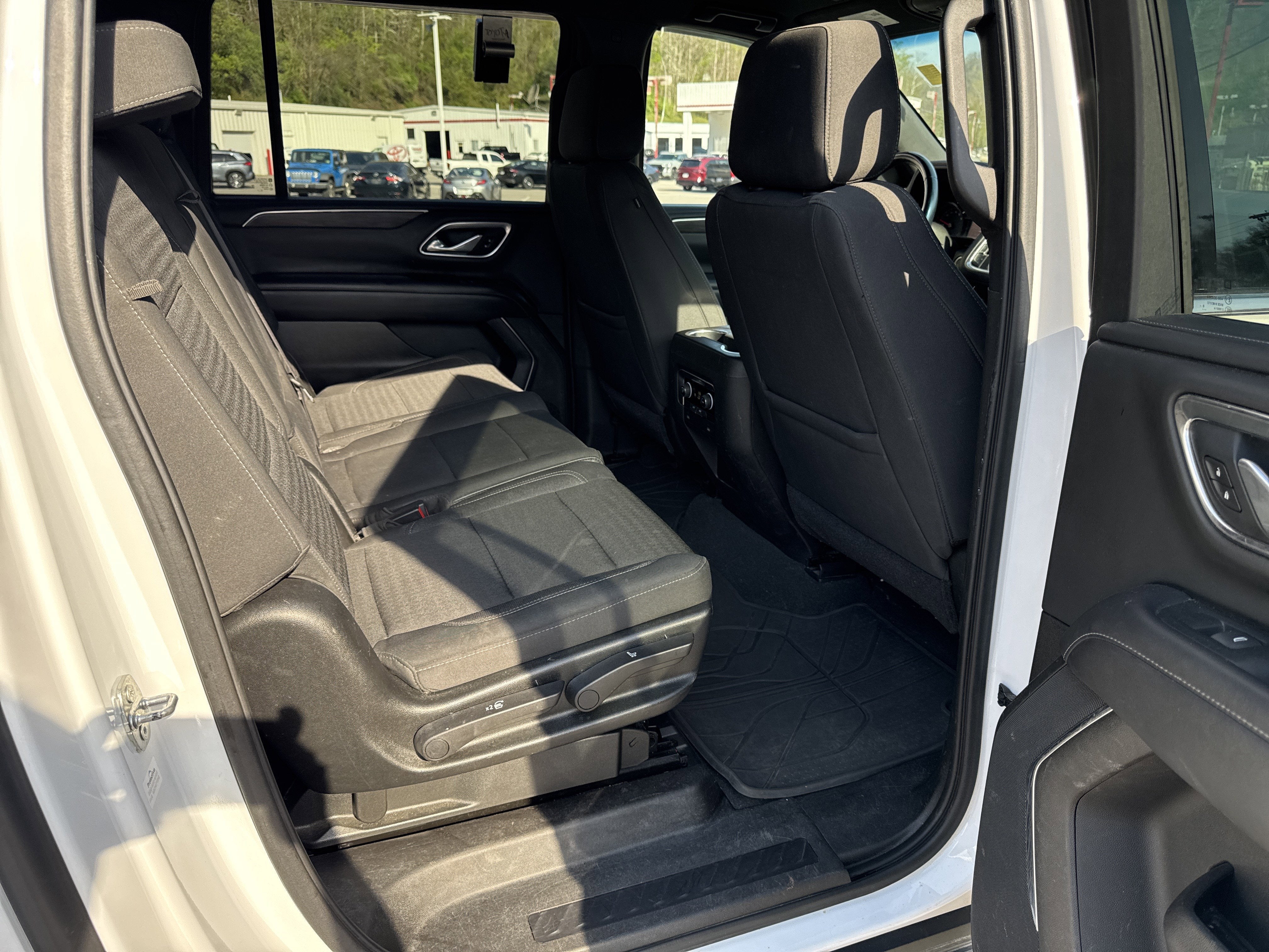 2021 Chevrolet Suburban LS