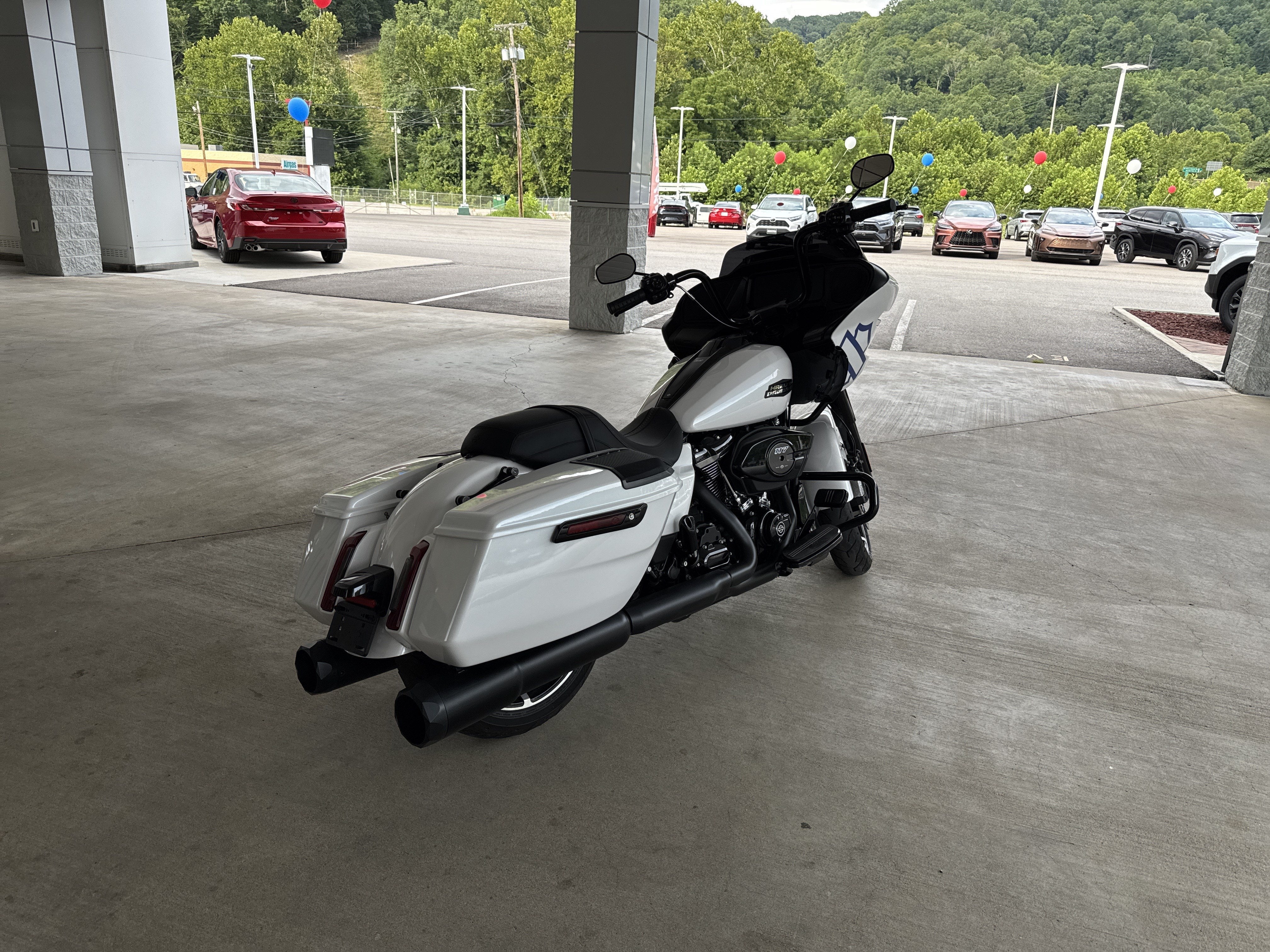 2024 HARLEY DAVIDSON ROAD GLIDE Base