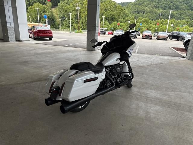 2024 HARLEY DAVIDSON ROAD GLIDE Base