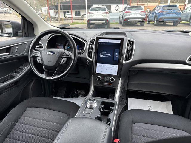 2021 Ford Edge SE