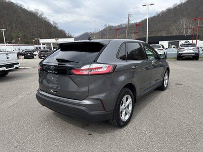 2021 Ford Edge SE