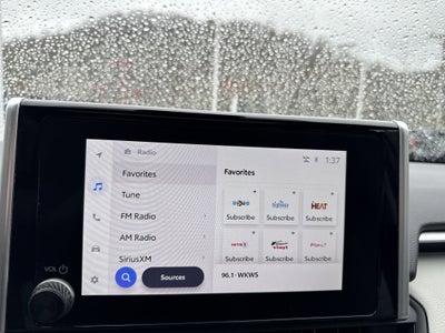 2024 Toyota RAV4 Hybrid XLE