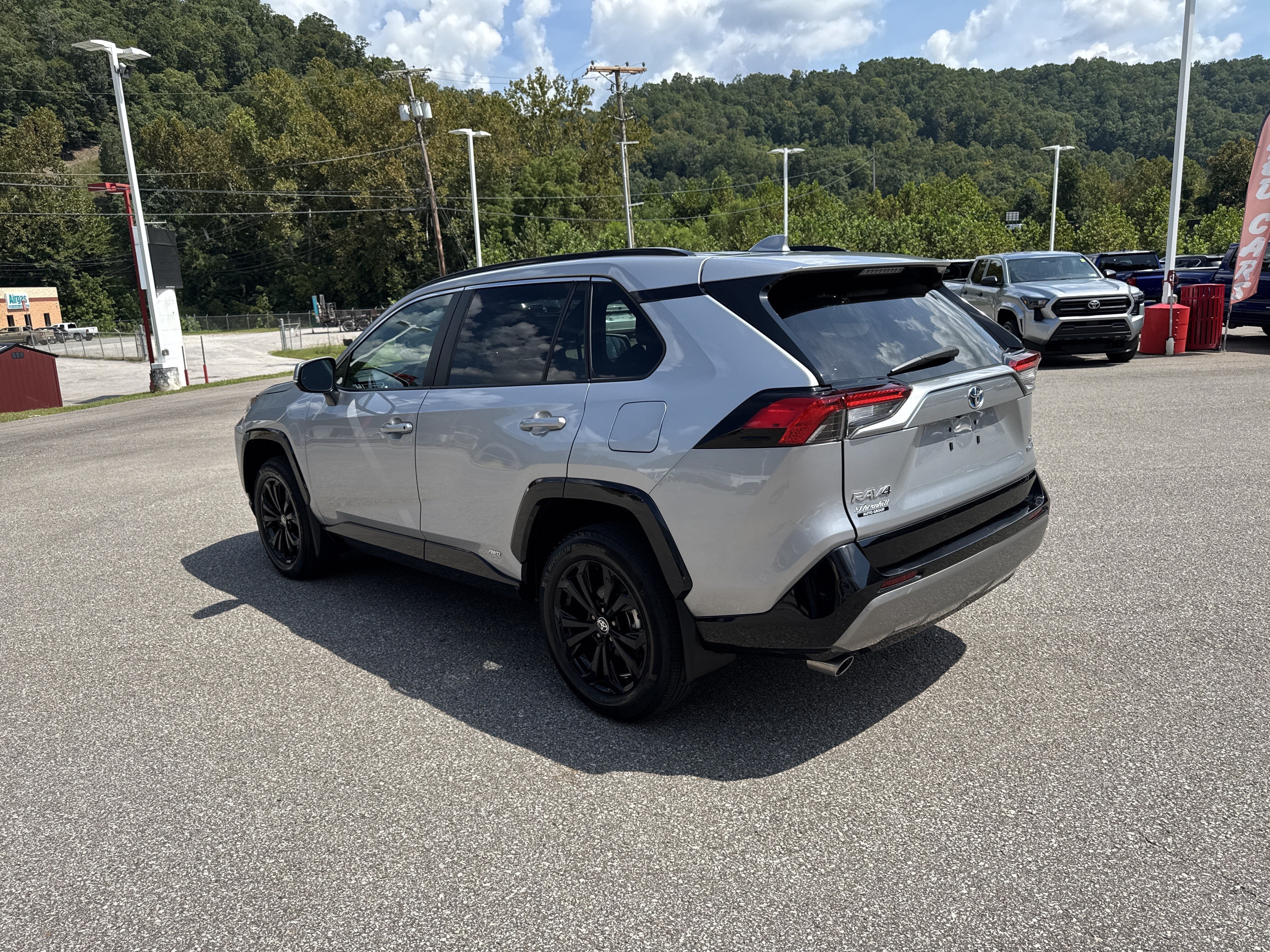 2024 Toyota RAV4 Hybrid SE