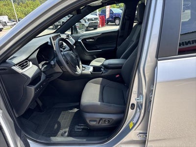 2024 Toyota RAV4 Hybrid SE