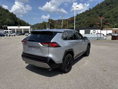 2024 Toyota RAV4 Hybrid SE