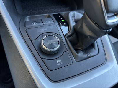 2023 Toyota RAV4 Hybrid SE
