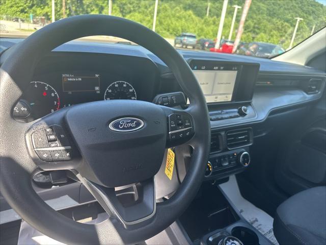 2023 Ford Maverick Base