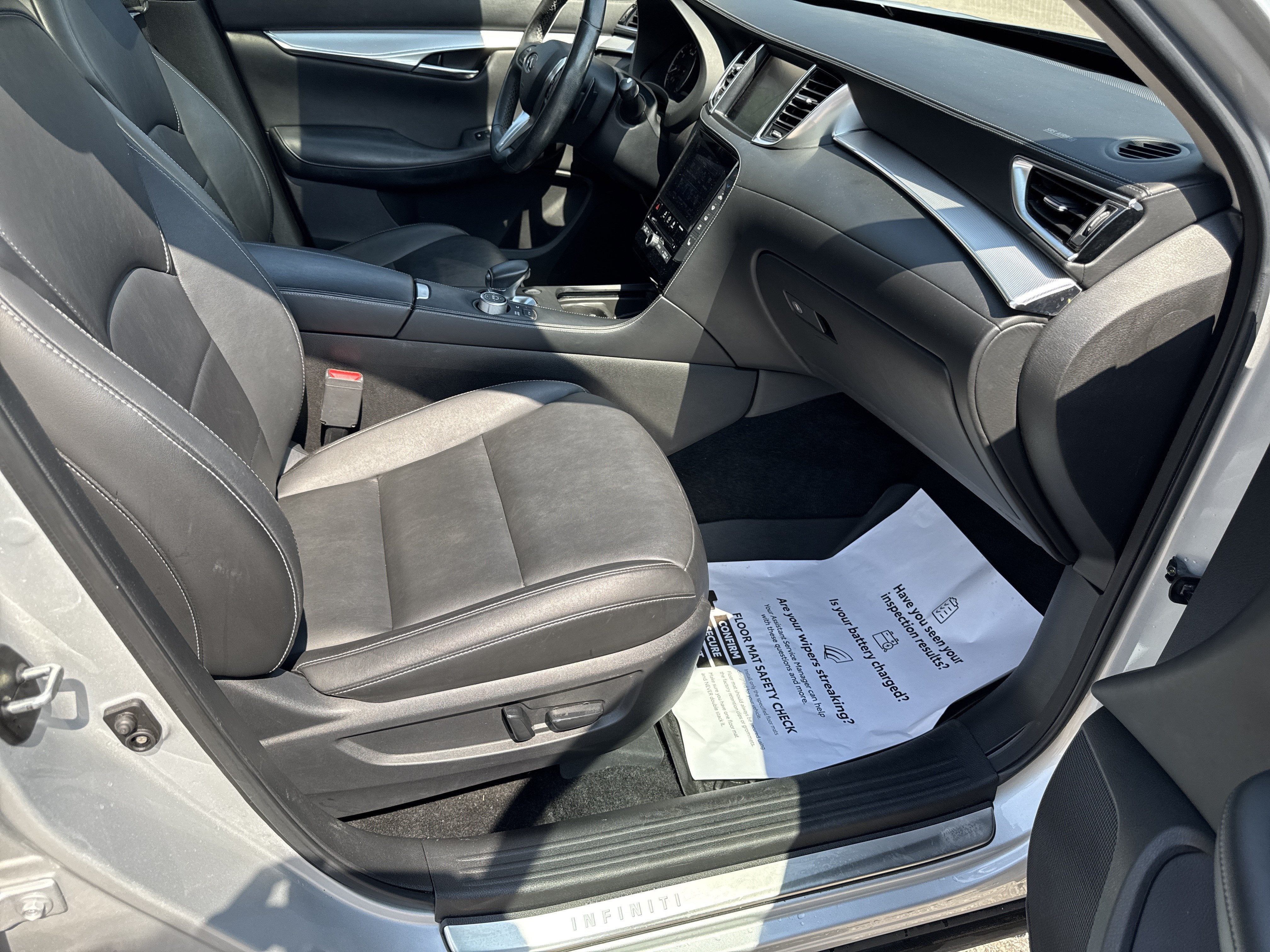 2020 INFINITI QX50 LUXE
