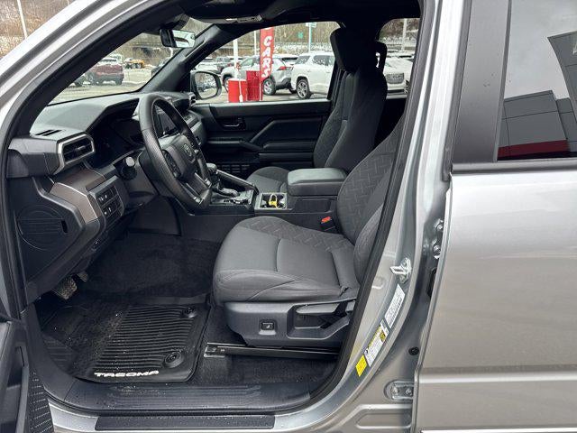 2024 Toyota Tacoma 4WD SR5