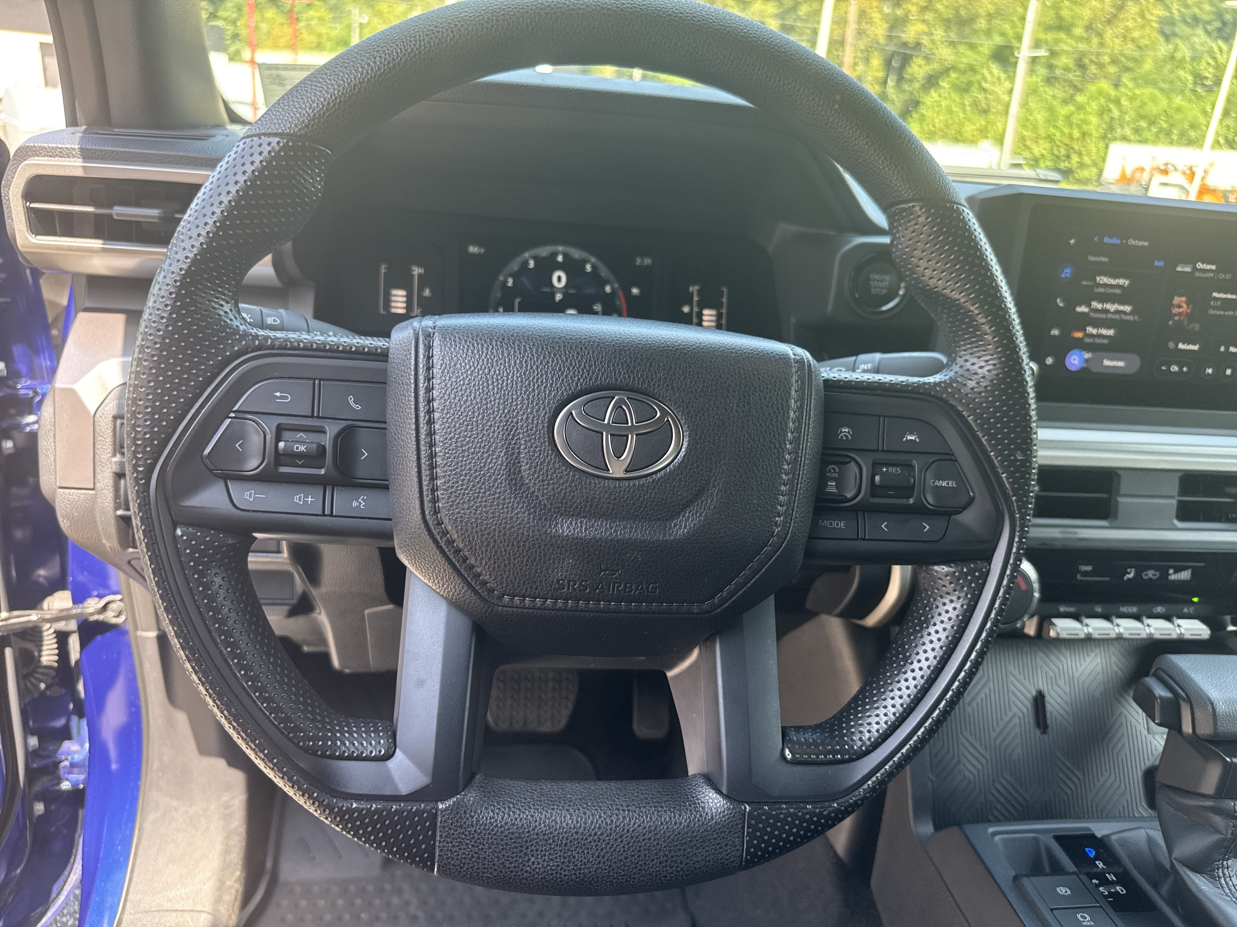 2025 Toyota Tacoma 4WD SR5