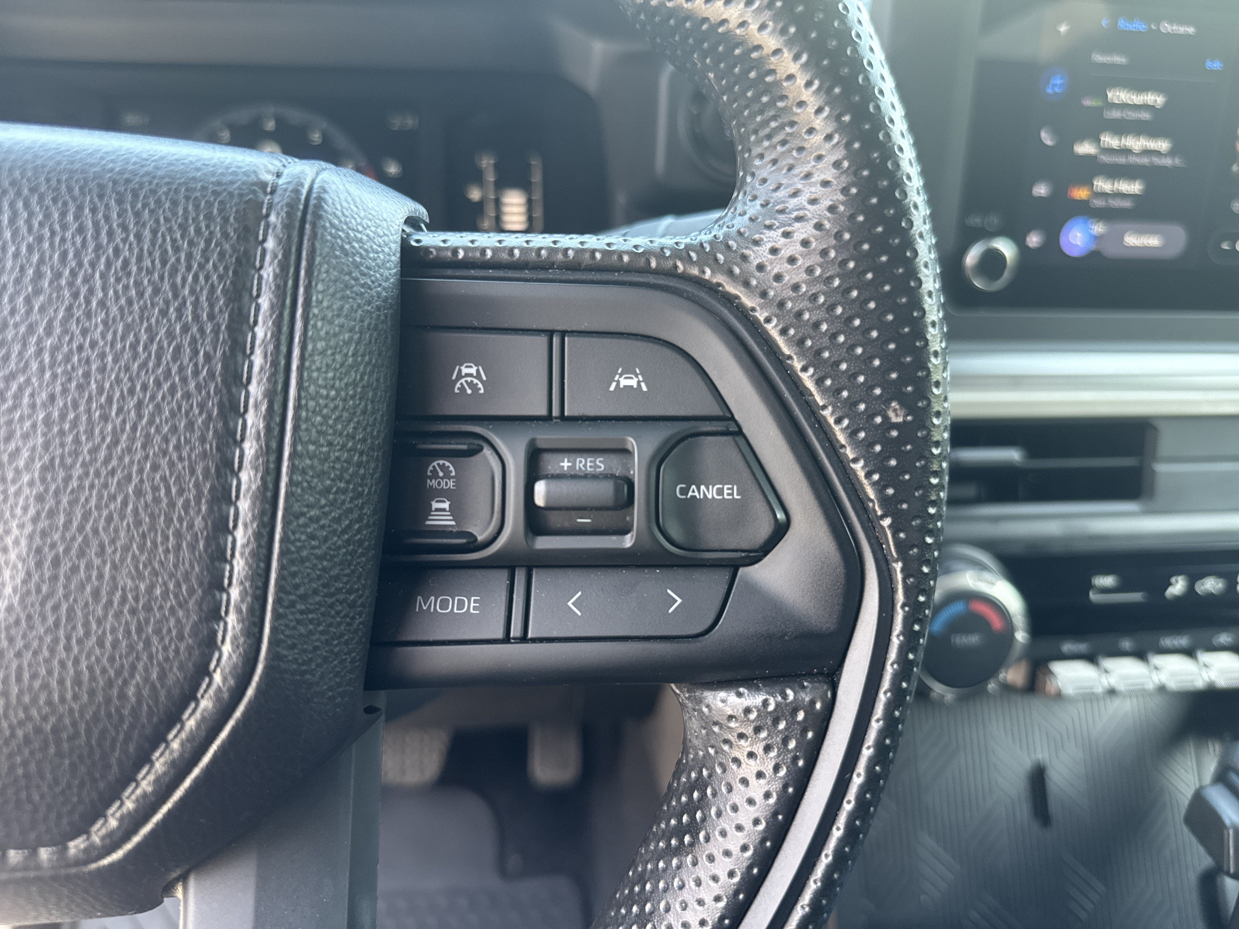 2025 Toyota Tacoma 4WD SR5