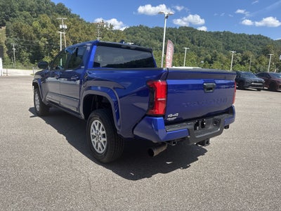 2025 Toyota Tacoma 4WD SR5