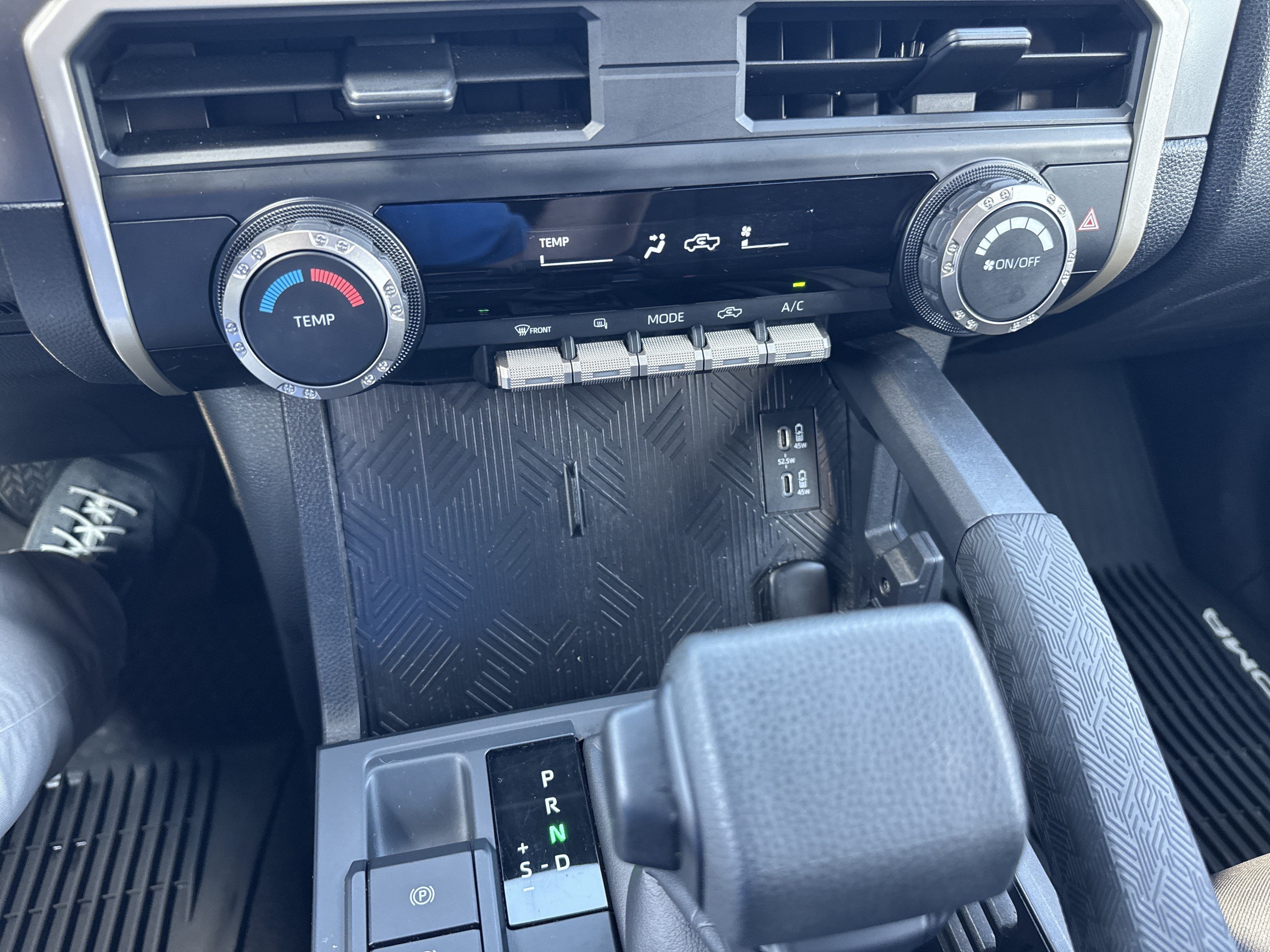 2025 Toyota Tacoma 4WD SR5