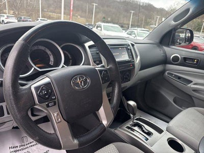 2015 Toyota Tacoma 4WD Double Cab V6 AT (Natl)