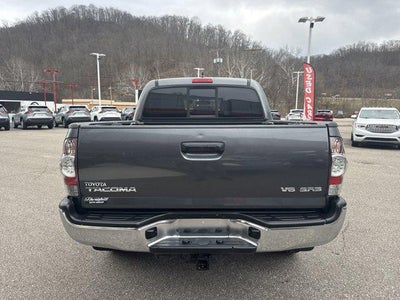 2015 Toyota Tacoma 4WD Double Cab V6 AT (Natl)