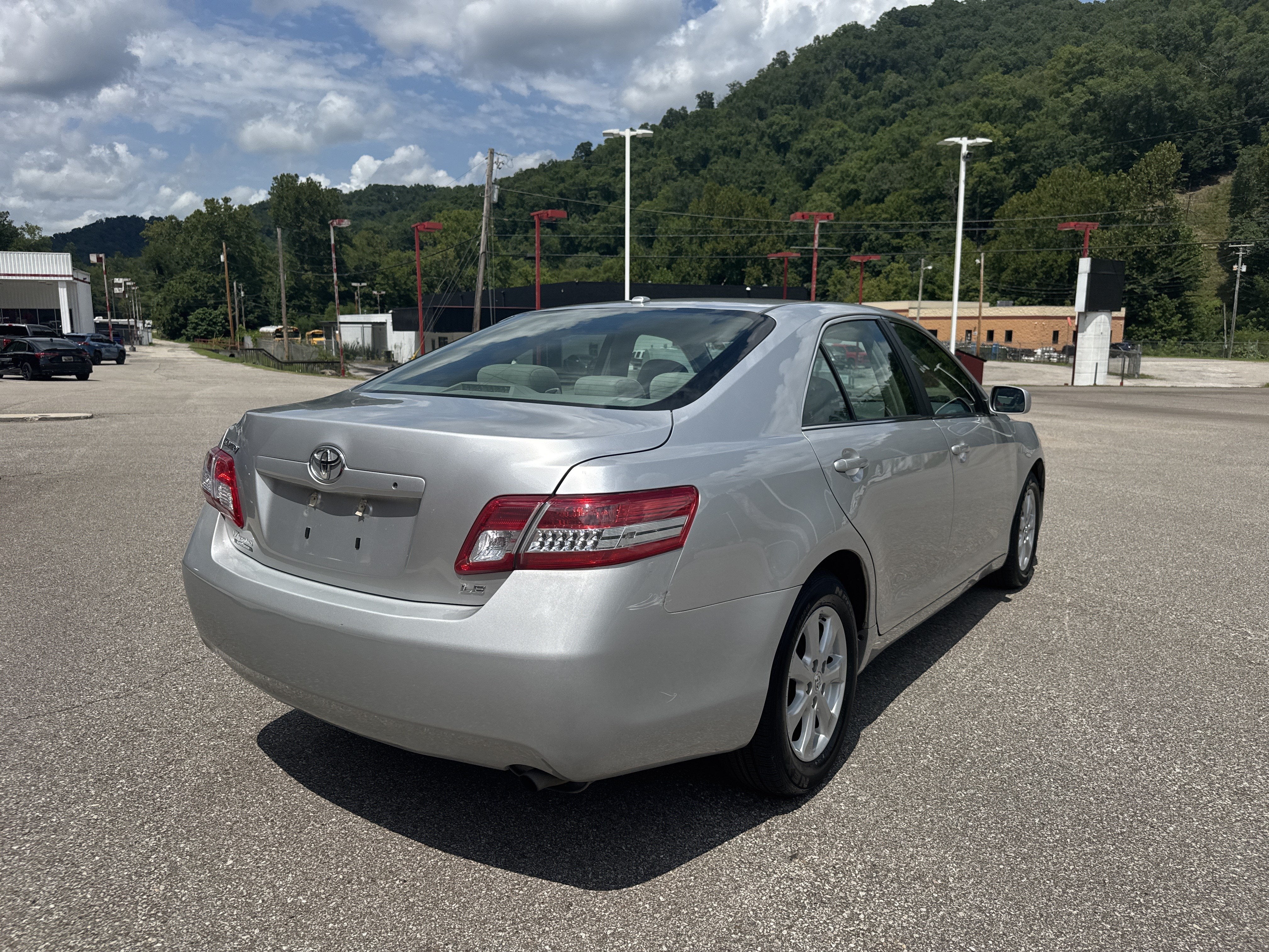 2011 Toyota Camry LE