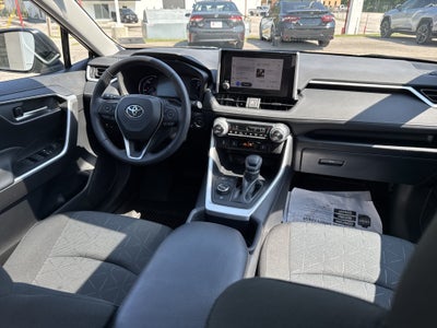 2025 Toyota RAV4 Hybrid XLE