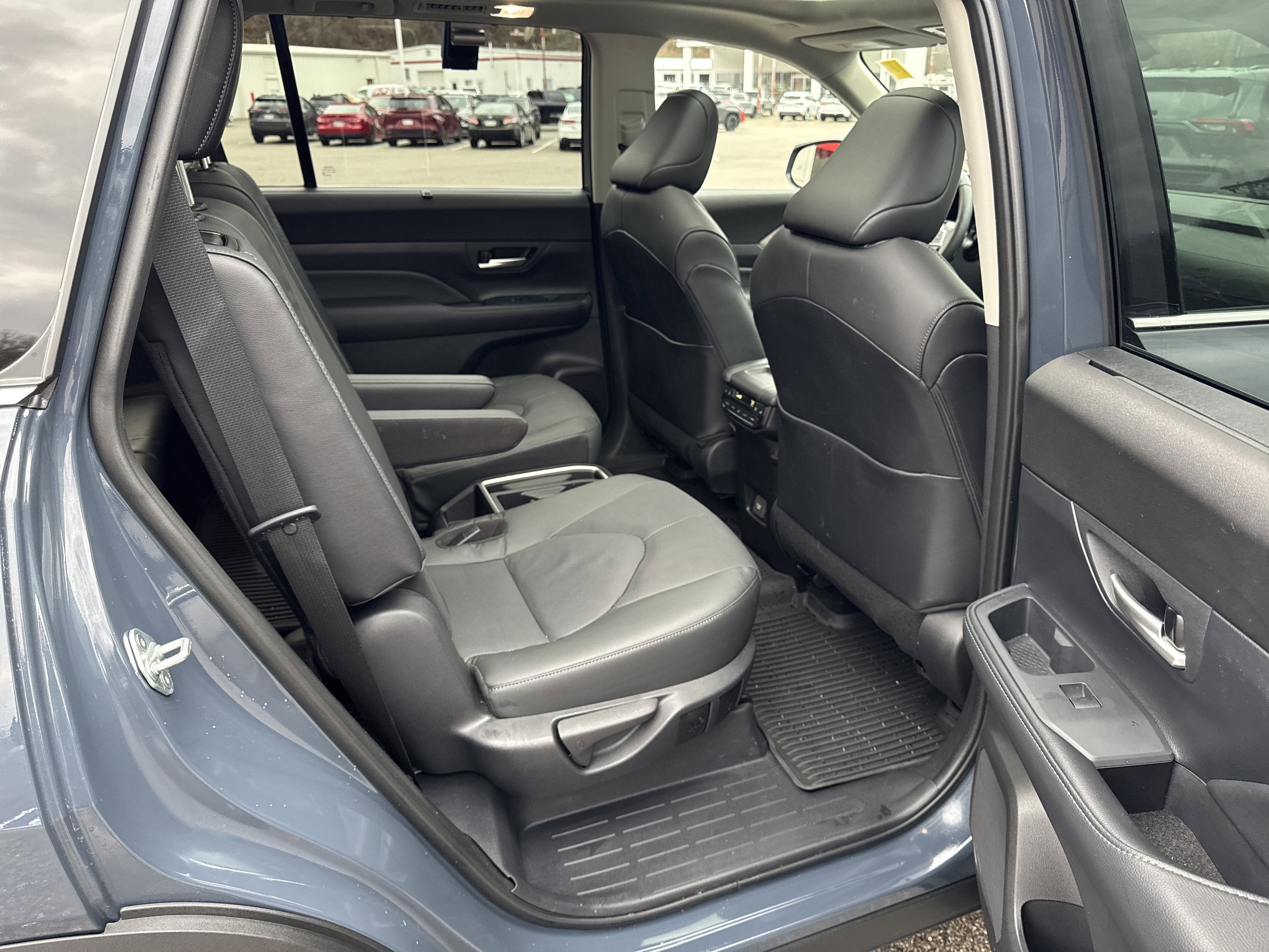 2025 Toyota Grand Highlander Platinum