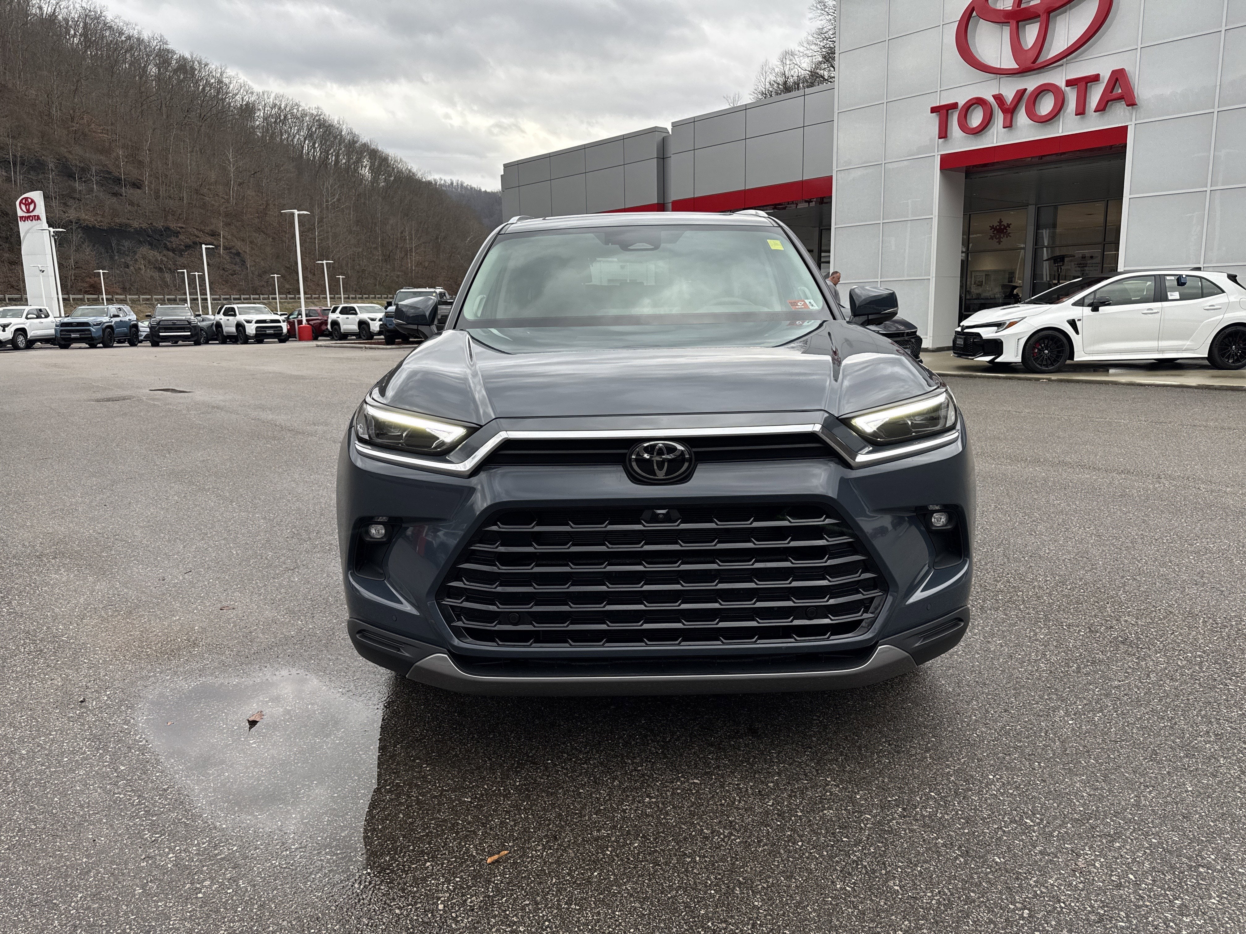 2025 Toyota Grand Highlander Platinum