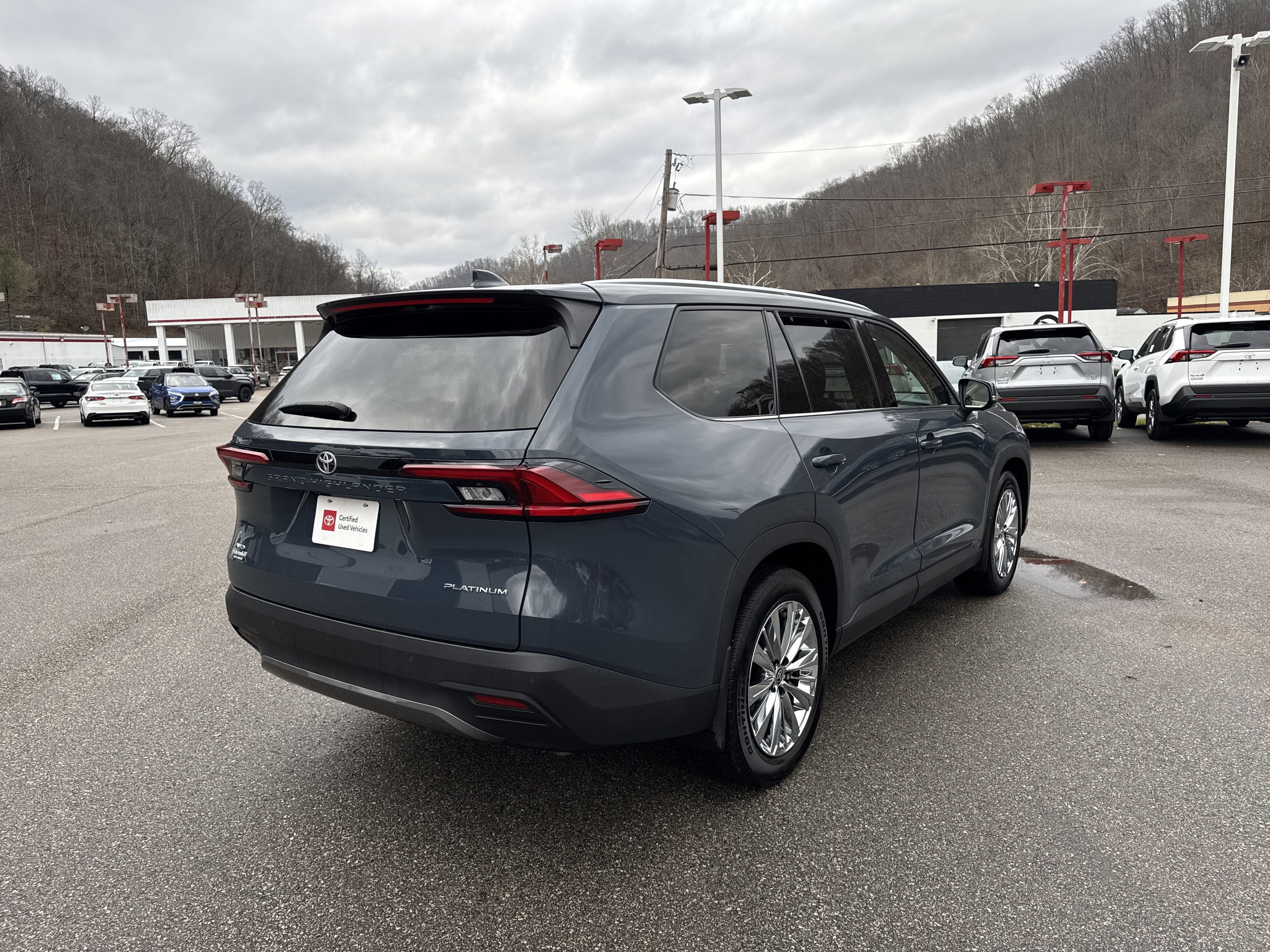 2025 Toyota Grand Highlander Platinum