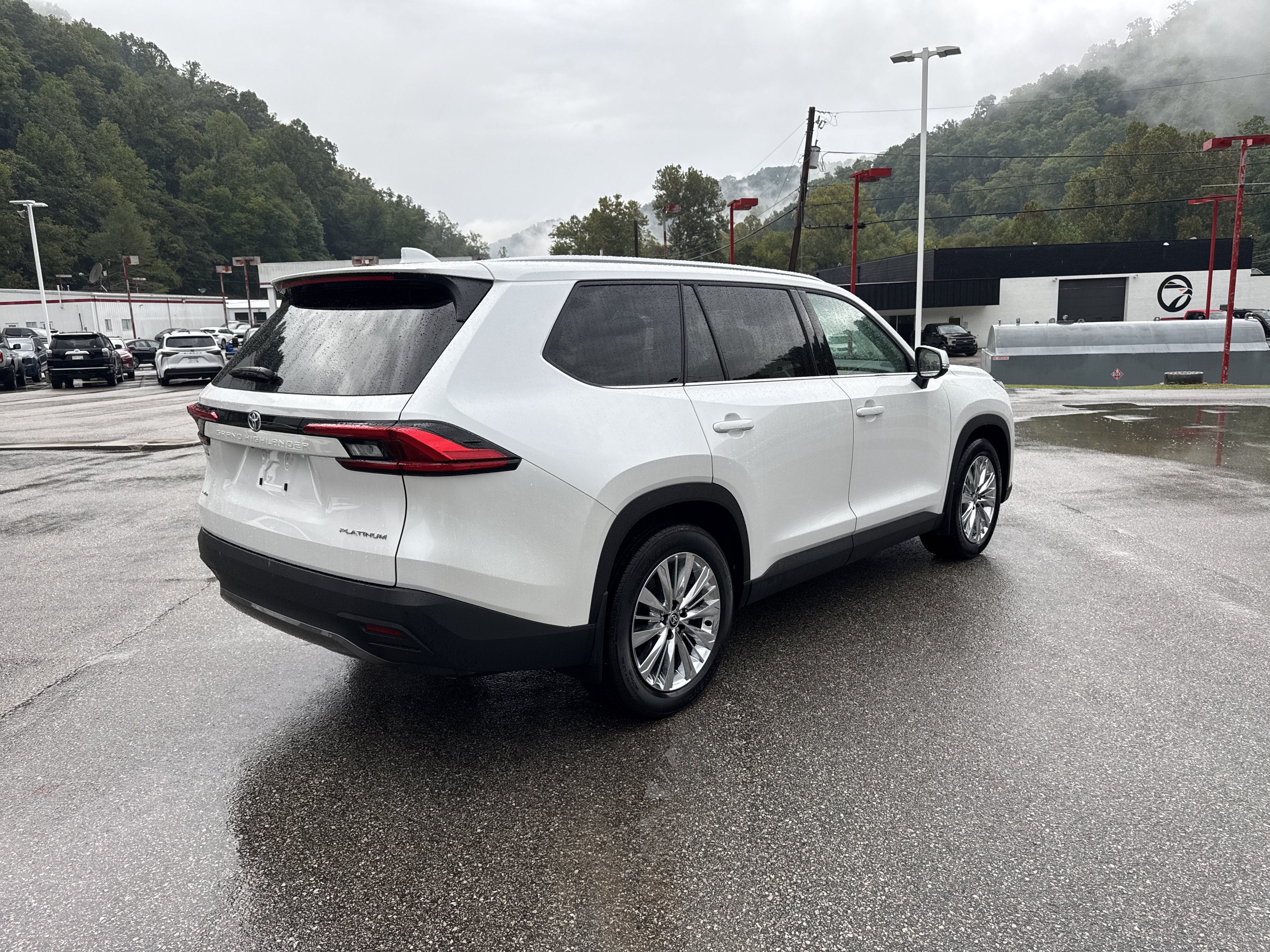 2024 Toyota Grand Highlander Platinum