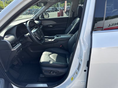 2025 Toyota Grand Highlander Base