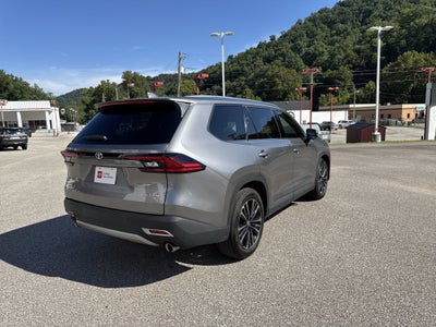 2025 Toyota Grand Highlander Hybrid MAX Platinum
