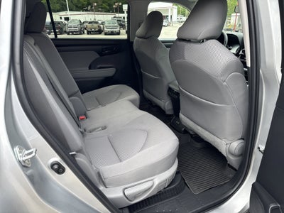 2023 Toyota Highlander Hybrid LE
