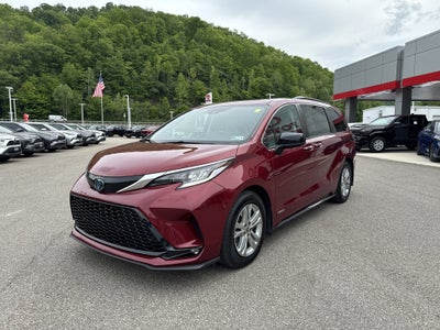 2021 Toyota Sienna XSE