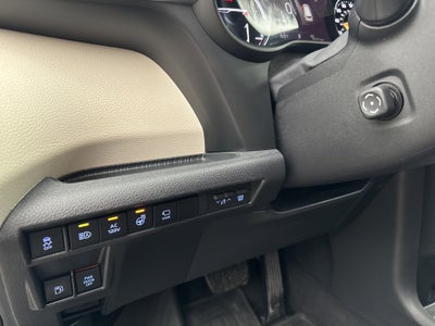 2022 Toyota Sienna Platinum